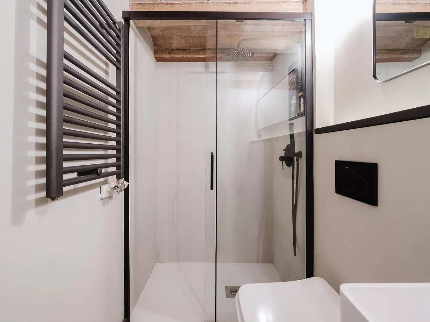 Luxury 2 Story Apartment Near Passeig De Gracia Barcelona 0*,  Spain